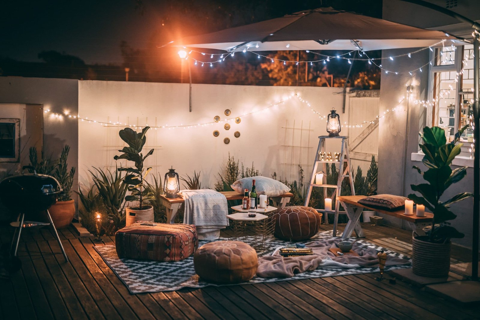 OUTDOOR LIVING LIFESTYLE 14 pexels taryn elliott 4112237 scaled | B.Gordon Builders
